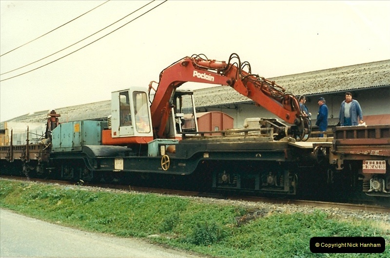 1988-10-10-to-20-Morlaix-area-the-wires-going-up.-Rennes-to-Brest-project.-3239