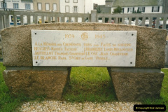 385.1991-10-31-Morlaix-France.-385