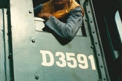 05351987-09-30-Your-Host-driving-a-special-film-unitb-train.-This-was-the-first-passenger-train-to-Quarr-Farm-Crossing.-270535