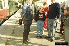 07221989-11-05-Emma-Pardy-aged-10-has-a-raer-eys-disease-which-is-robbing-her-of-her-sight.-The-SR-treated-her-to-a-VIP-trip-and-also-gave-her-a-cake.-10722