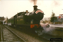 08531990-12-23-Your-Host-driving-5691-on-Santa-Specials.0853