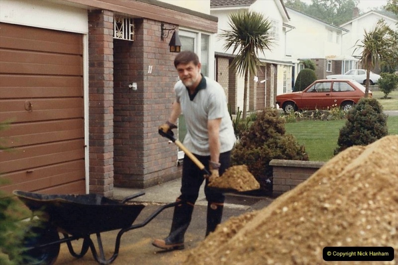 Retrospective-Summer-1985-Your-Host-builds-a-house-extension.-2-Works-starts-and-digging-out-for-foundations.-02