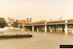 0288.1986-10-04-Hungerford-Bridge-Charing-Cross-Station.-288