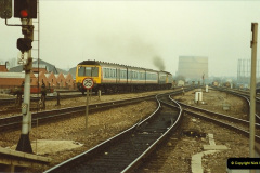 06891990-01-04-Reading-Berkshire.-120689