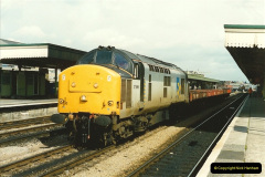 08241990-04-19-Cardiff-South-Wales.-160824