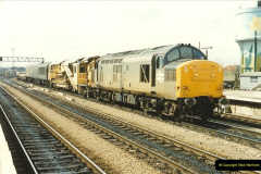 08251990-04-19-Cardiff-South-Wales.-170825