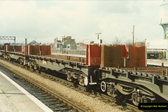 08481990-04-19-Cardiff-South-Wales.-400848