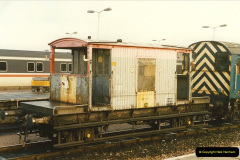 10241990-11-02-Plymouth-Devon.-81024