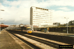 10391990-11-02-Plymouth-Devon.-231039