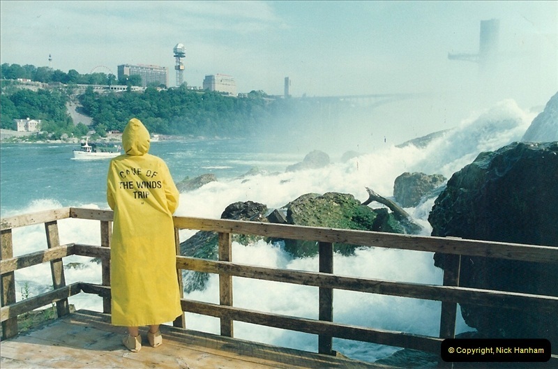 1990-07-18-Niagara-New-York-State.-8255
