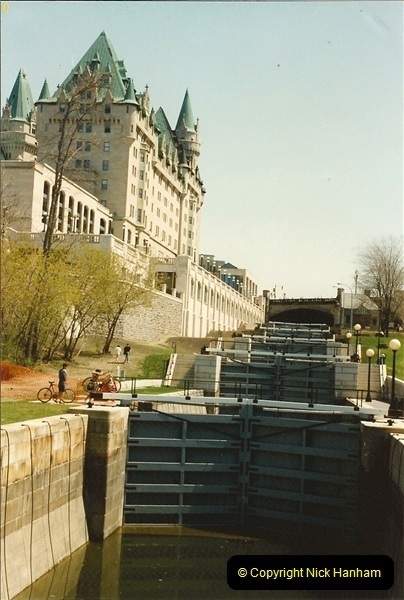 1992-May.-Canada-2323
