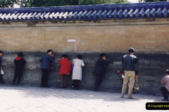 285.China-1993-April.-271-The-Temple-of-Heaven.-The-Echo-Wall