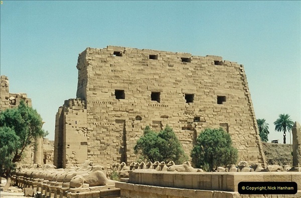 1994-08-02-to-16-Egypt.-Luxor.-133133