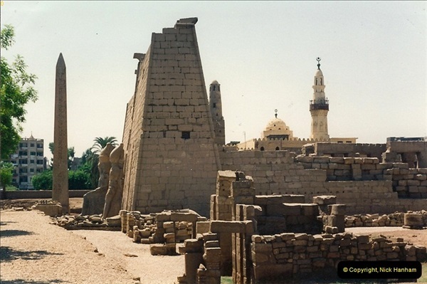 1994-08-02-to-16-Egypt.-Luxor.-167167