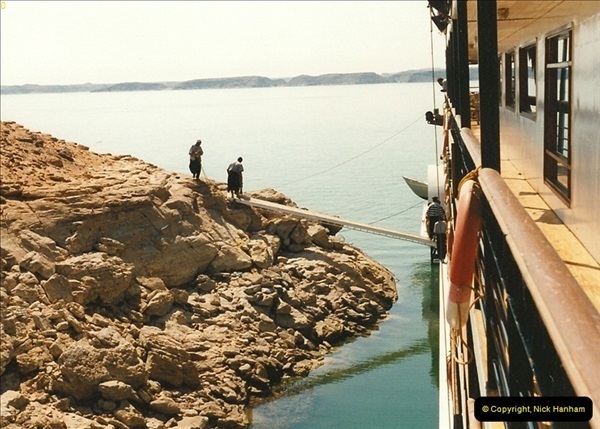 1995-07-20-Abu-Simbel-Lake-nasser-Nubia.-14064