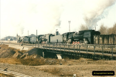 495.1997-November-China.-495-Yebaishou-shed-and-yard.-Triple-header-freight