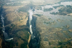 1251.1998-October-Central-South-Africa.-1251-Helicopter-flight-over-Thje-Victoria-Falls.-