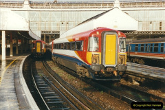 2612000-02-09-London-stations.-11261