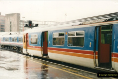 2842000-04-04-London-stations.-5284