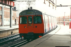 3082000-04-04-London-stations.-29308