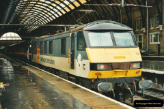 3202000-04-04-London-stations.-41320