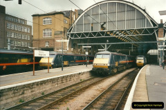 3662000-04-25-London-Kings-Cross.-10366