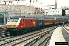 6242001-03-27-Euston-London.-14624
