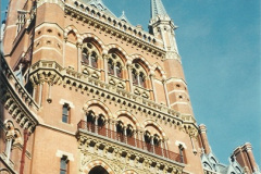 7182001-11-03-London-St.-Pancras.-2718