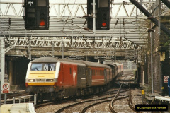 8922002-12-06-London-Euston.-4892