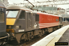 8932002-12-06-London-Euston.-5893