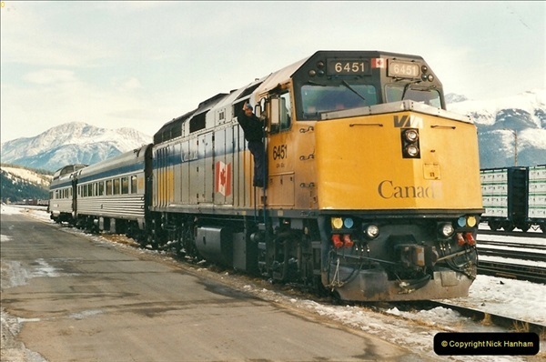 Canada-November-2001.-1-211001