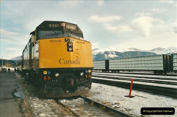 Canada-November-2001.-1-212001