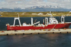 342.2002-2003-South-America-Falkland-Islands.-342-Ushuaia-capital-of-Tierradel-Fuego.-Very-STRONG-wind-wnen-docking.-