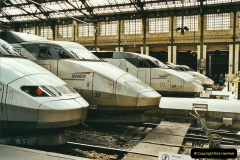 013.2002-April-May-France-Switzerland-Italy.-13-Your-Host-and-Wife-get-the-early-train-to-Waterloo