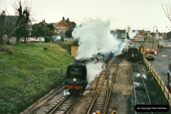 1_2192002-12-01-Driving-the-DMU-on-Santa-Specials.-25219