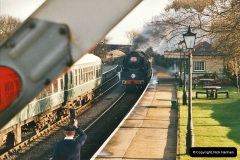 1_6882004-12-19-Santa-Specials-on-the-DMU.-5688