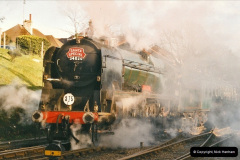 1_6922004-12-19-Santa-Specials-on-the-DMU.-9692