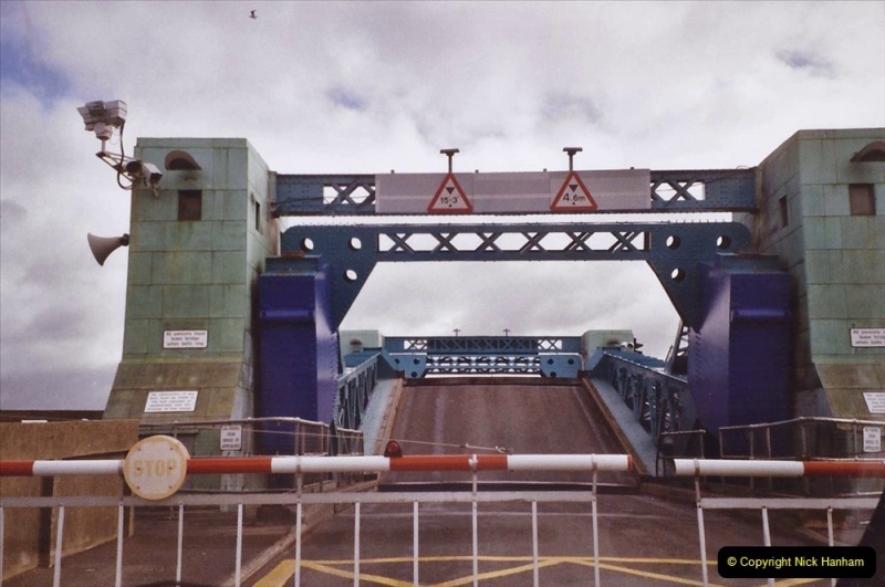 2004-Miscellaneous.-71-Poole-Bridge-opening-for-sea-traffic-Poole-Harbour-Poole-Dorset.-