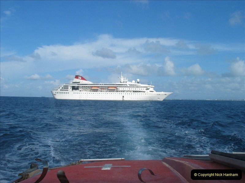 2005-11-12-Grand-Caymen-Islands.-59060