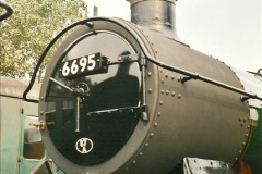 1532005-08-04-6695-ready-for-action.-After-many-years-it-is-good-to-see-this-early-SR-locomotive-in-service-3153