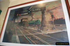 11682009-04-01-First-fair-paying-train-onto-the-SR-for-37-years.-411168