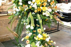 079.2008-06-18-Salisbury-Cathedral-Flower-Show.-79-