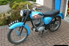 2009-05-16-Your-Host-purchases-another-BSA-Bantam-3251