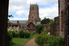 020.2009-08-19-TO-21-Your-Host-Wife-visit-Dunster-the-West-Somerset-Railway.-20-