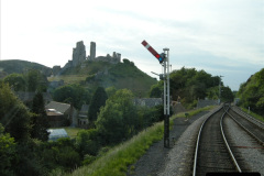 04782009-06-05-Late-turn-DMU-210478