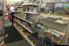 10462009-10-28-Late-turn-DMU.-101046