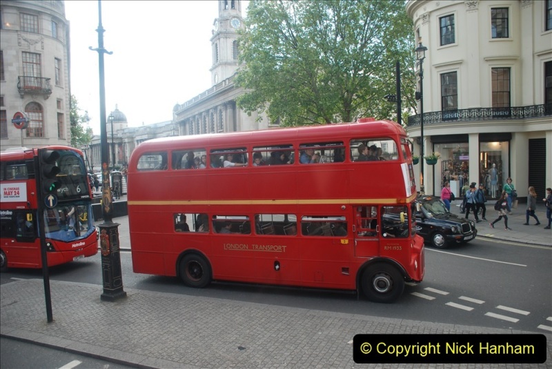 2019-05-12-13-Touring-Central-London.-200-200
