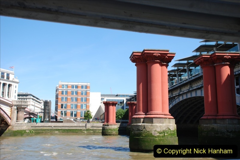2019-05-12-13-Touring-Central-London.-271-271