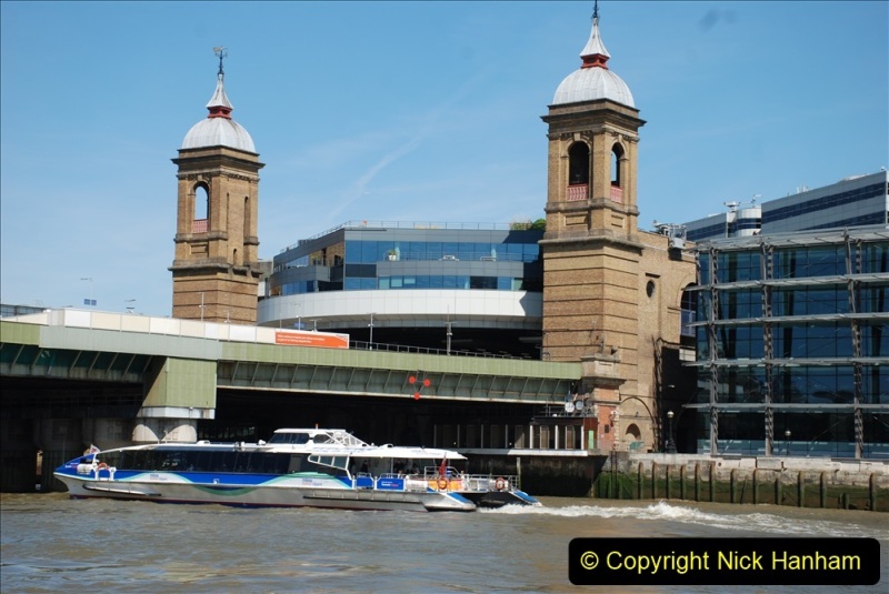 2019-05-12-13-Touring-Central-London.-282-282