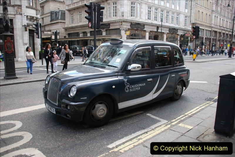 2019-05-12-13-Touring-Central-London.-66-066
